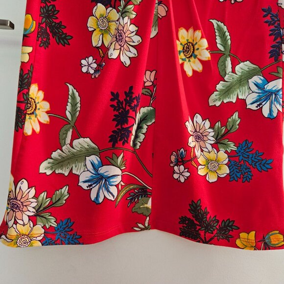 Colourful Floral red dress Colori, made in Canada - Picture 6 of 9